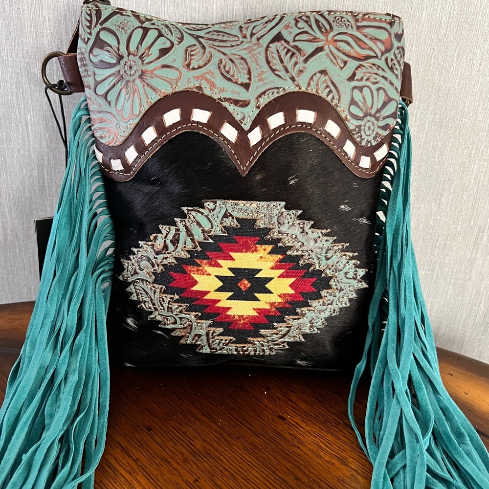 New Myra Leather/Hair-on Cowhide Western Boho Fringe Crossbody Bag, Pockets